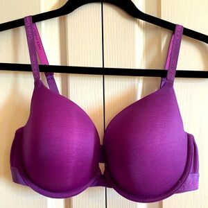 New Calvin Klein Natural Lift purple bra. Size 36 D.